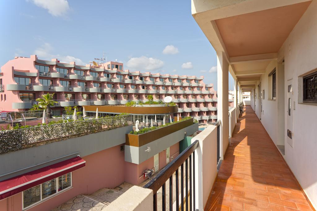 Passport Algarve Apartments Albufeira Exterior photo